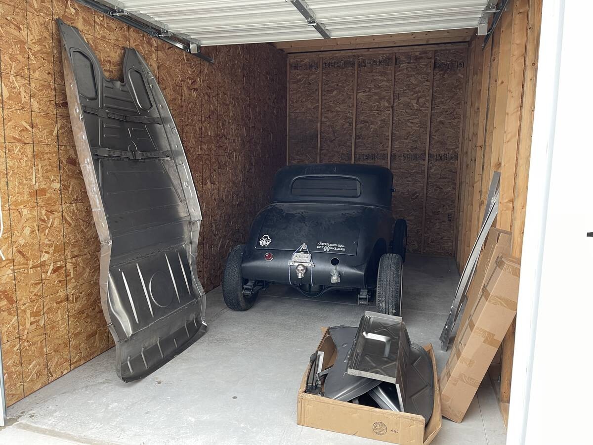1934 Ford Floor Pan Barn Finds