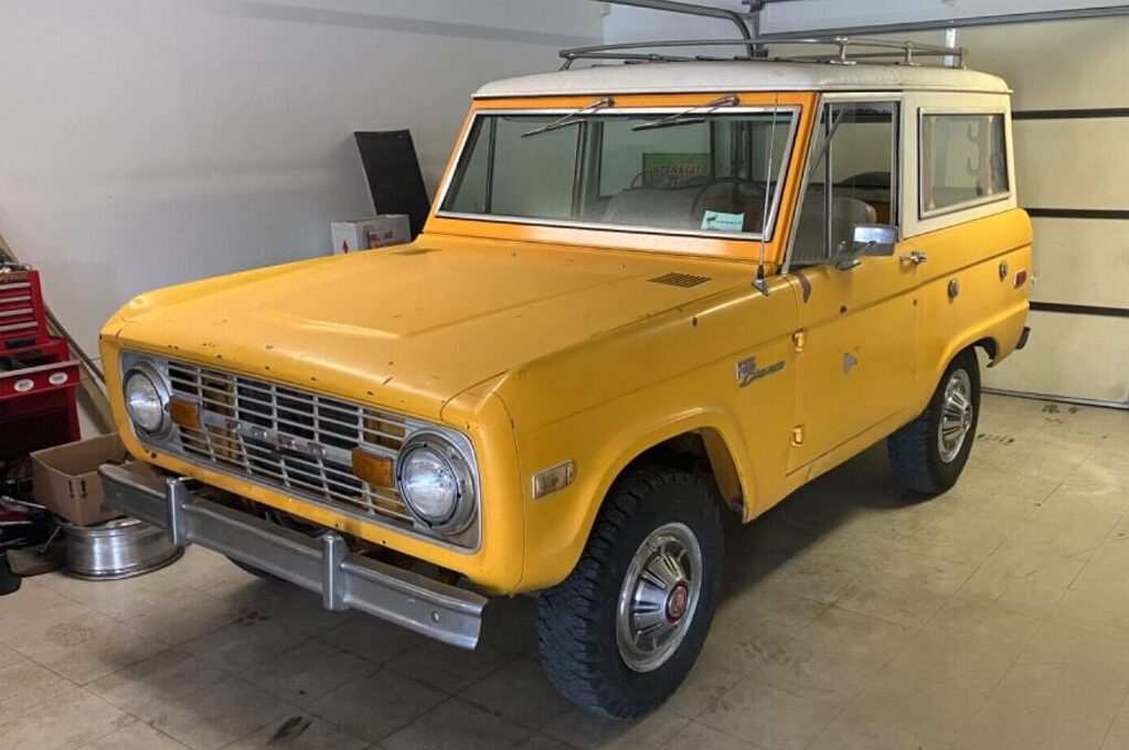 1972 Ford Bronco 5 Barn Finds