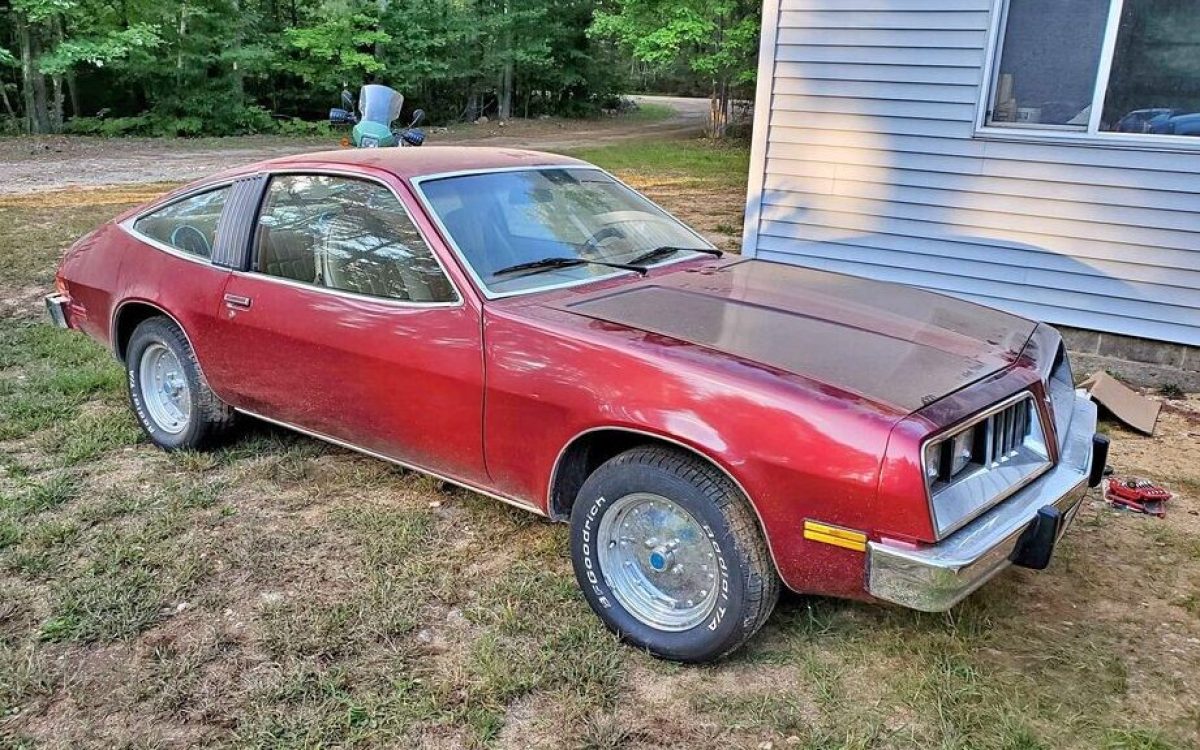 Four-Speed 406 V8! 1979 Pontiac Sunbird | Barn Finds