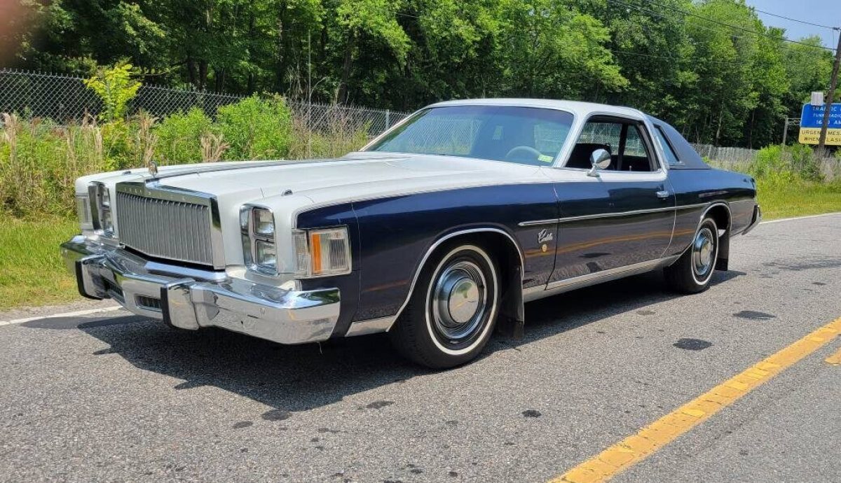 Low-Mileage, Two-Tone Survivor: 1979 Chrysler Cordoba | Barn Finds