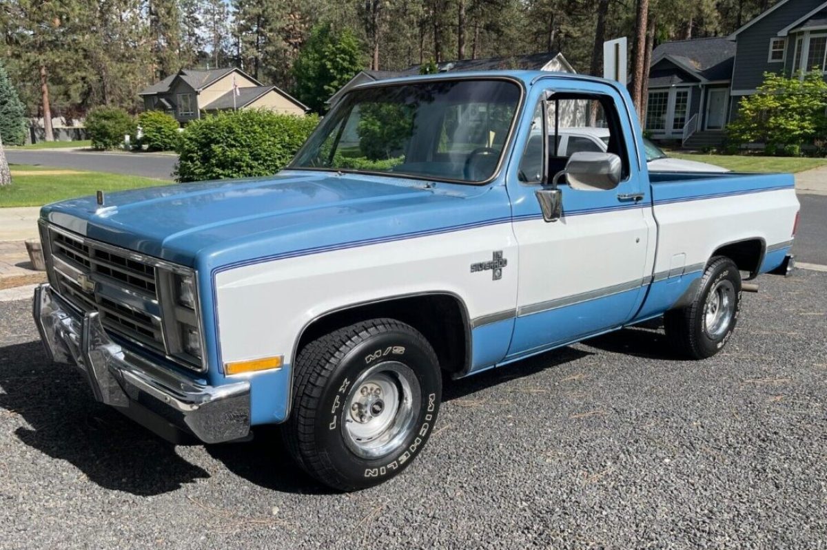 One Owner Survivor: 1986 Chevrolet Silverado Shortbox With 42k 