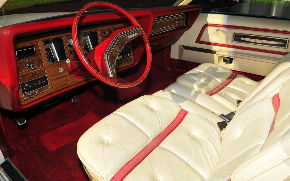 1975 Lincoln Mark IV Interior | Barn Finds