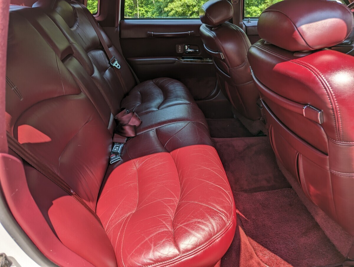 1985 Lincoln Town Car Signature 55 Barn Finds