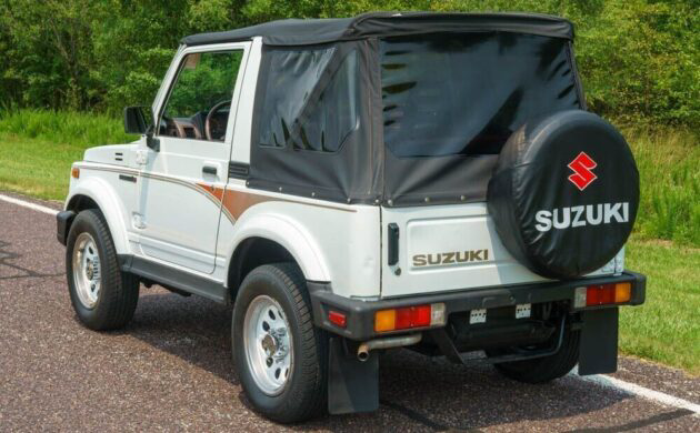 Clean Runabout: 1988 Suzuki Samurai