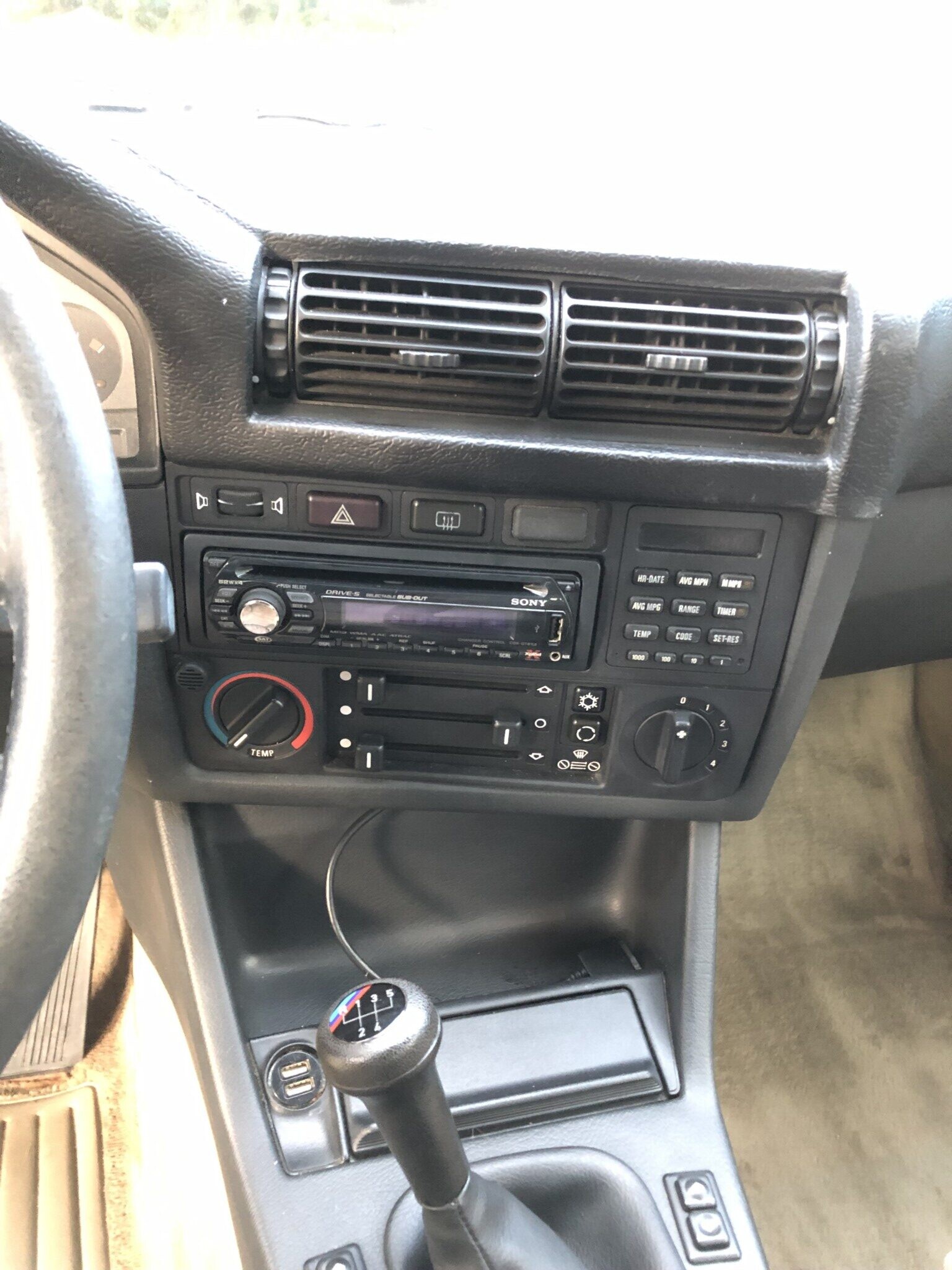 1985 BMW 325es Photo 11 | Barn Finds