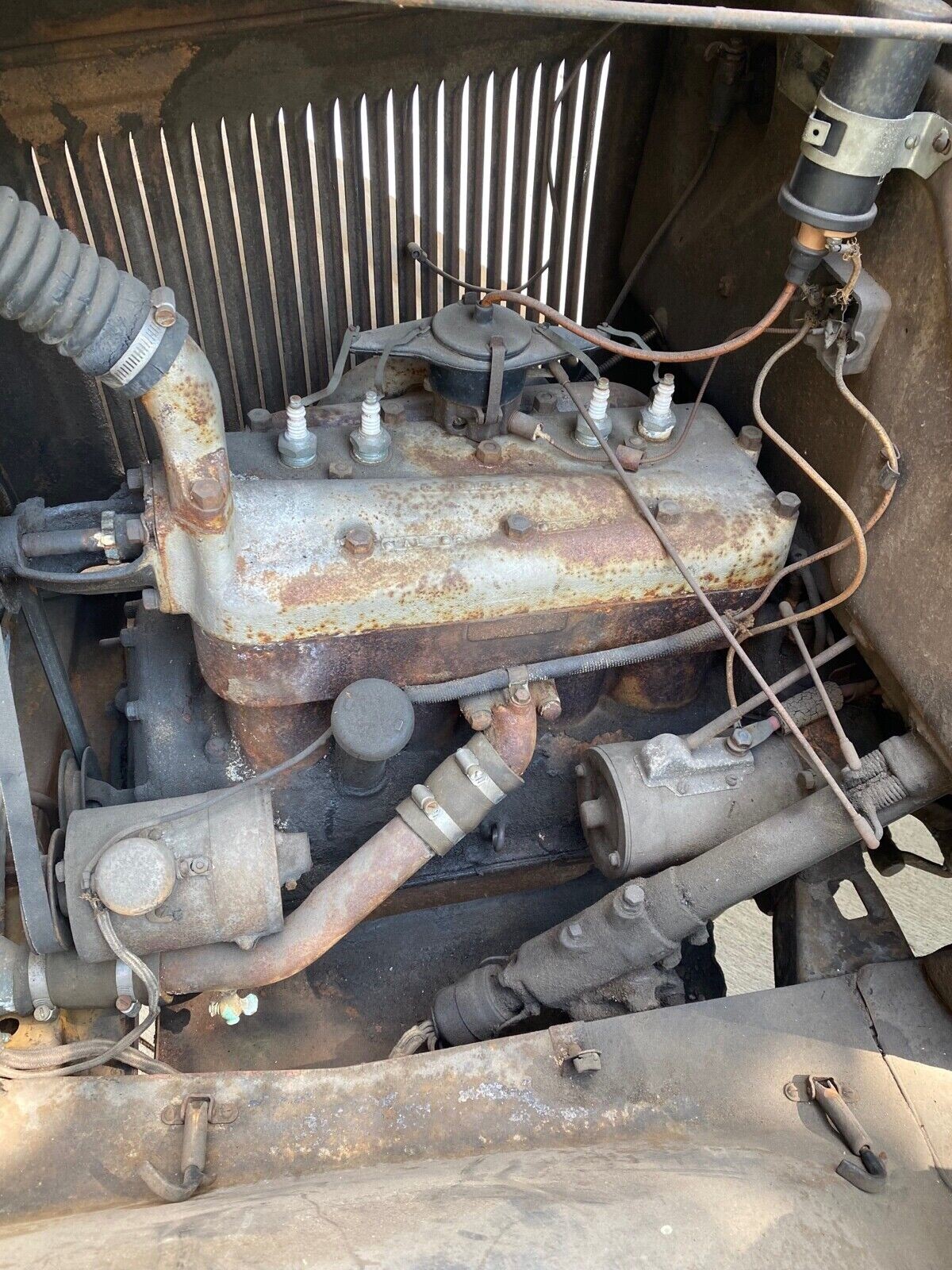 model a engine Barn Finds