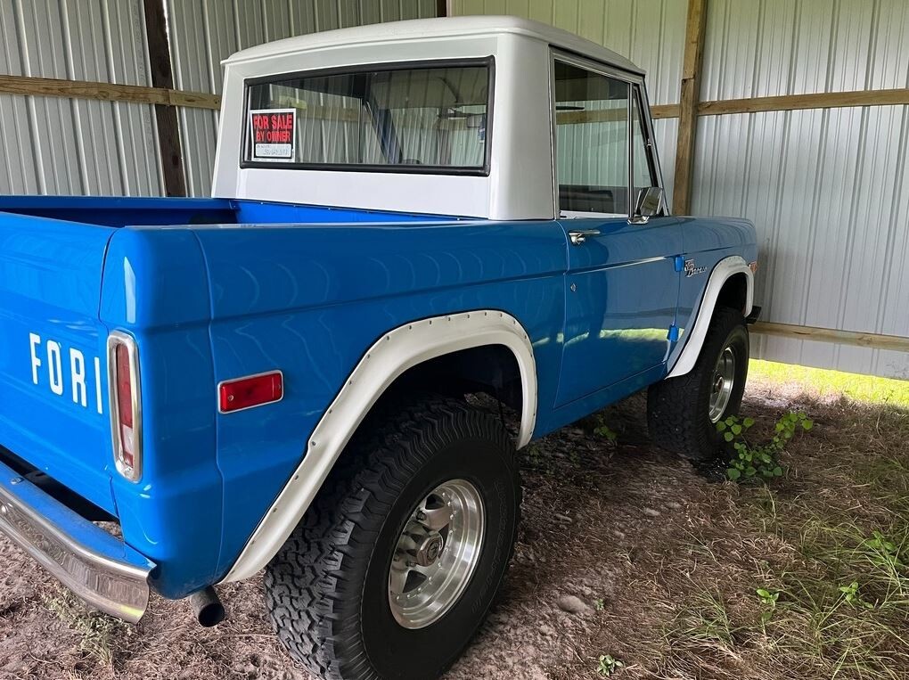 1974 Ford Bronco 2 Barn Finds