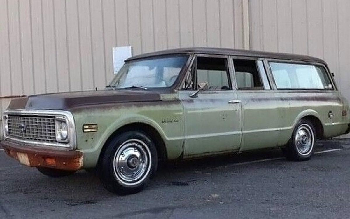 121923-1972-Chevrolet-Suburban