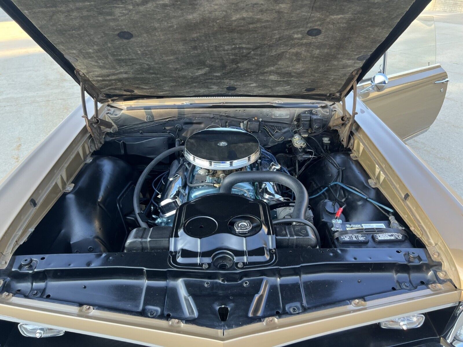 1967 GTO engine Barn Finds