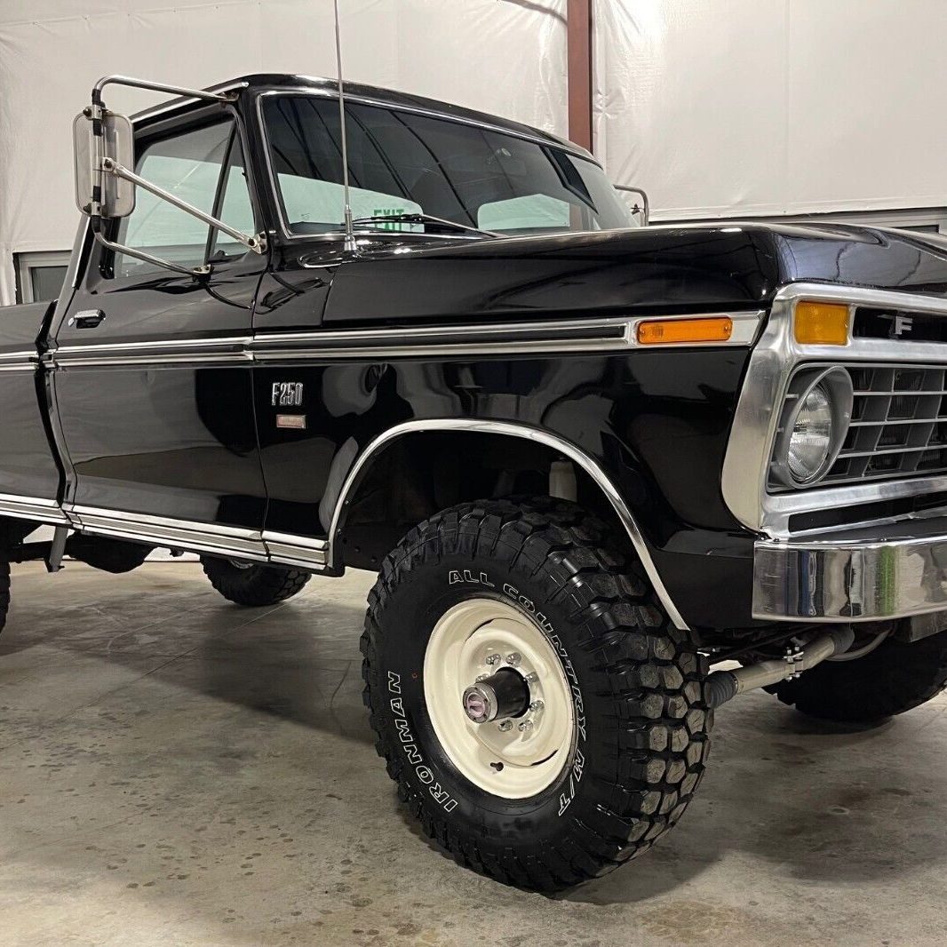 1975 Ford F250 4x4 No Reserve: 1975 Ford F250 Ranger Camper Special