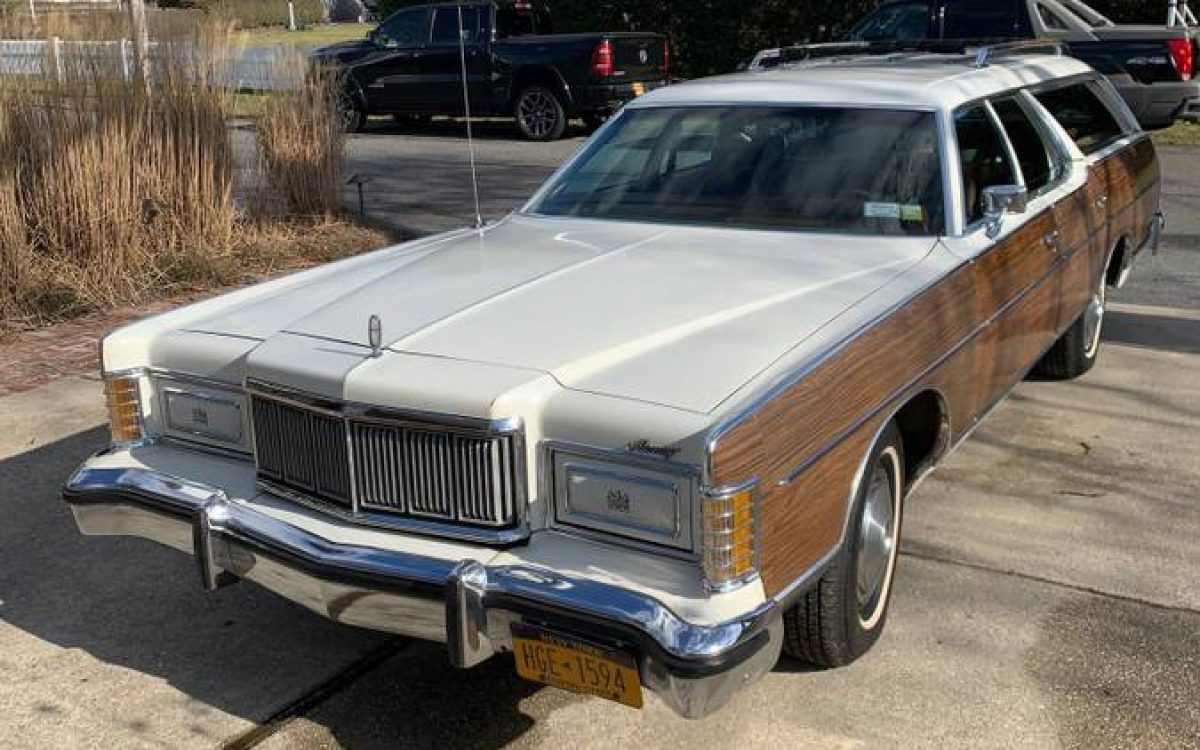 Luxury Longroof: 1977 Mercury Colony Park | Barn Finds