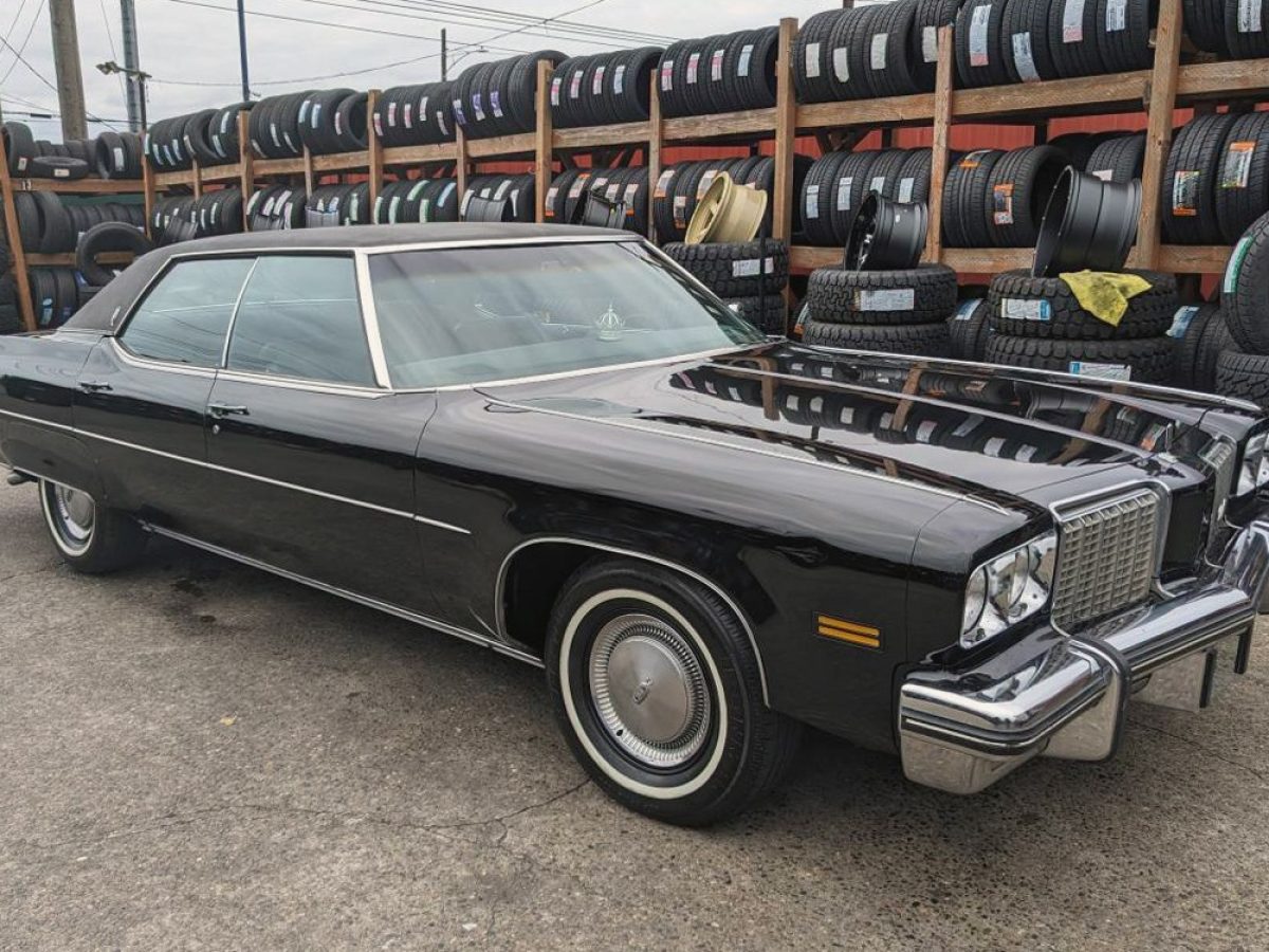 050624-1978-Oldsmobile-98-1-