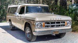 1969 Dodge D200