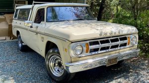 1969 Dodge D200