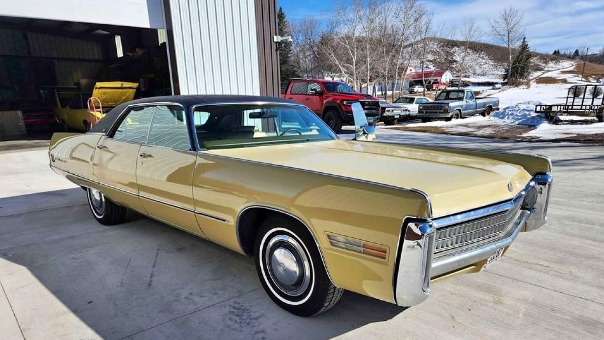 5 Most-Expensive American Sedans of 1975 | The Daily Drive | Consumer Guide®, image size:1200x675
