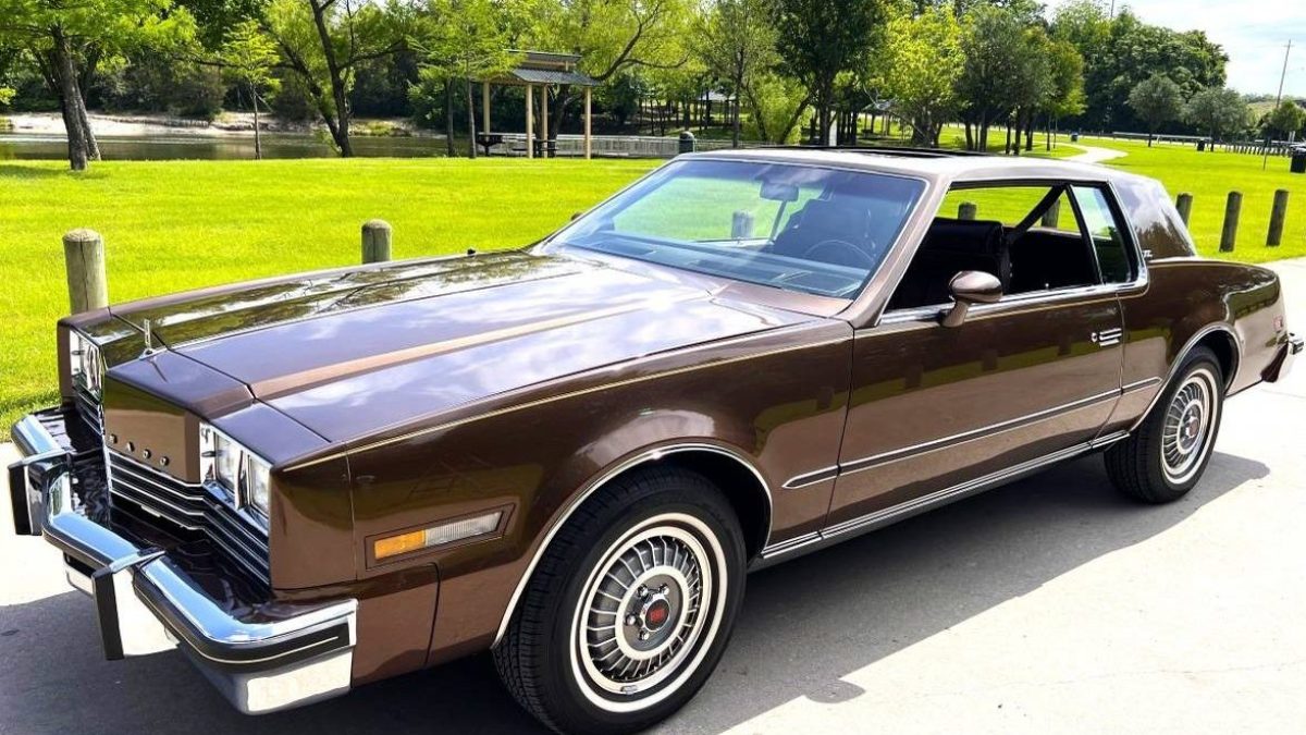 Dalia Solido Oldsmobile Toronado No Dinky No Tekno No Norev No Mebetoys No CIJ