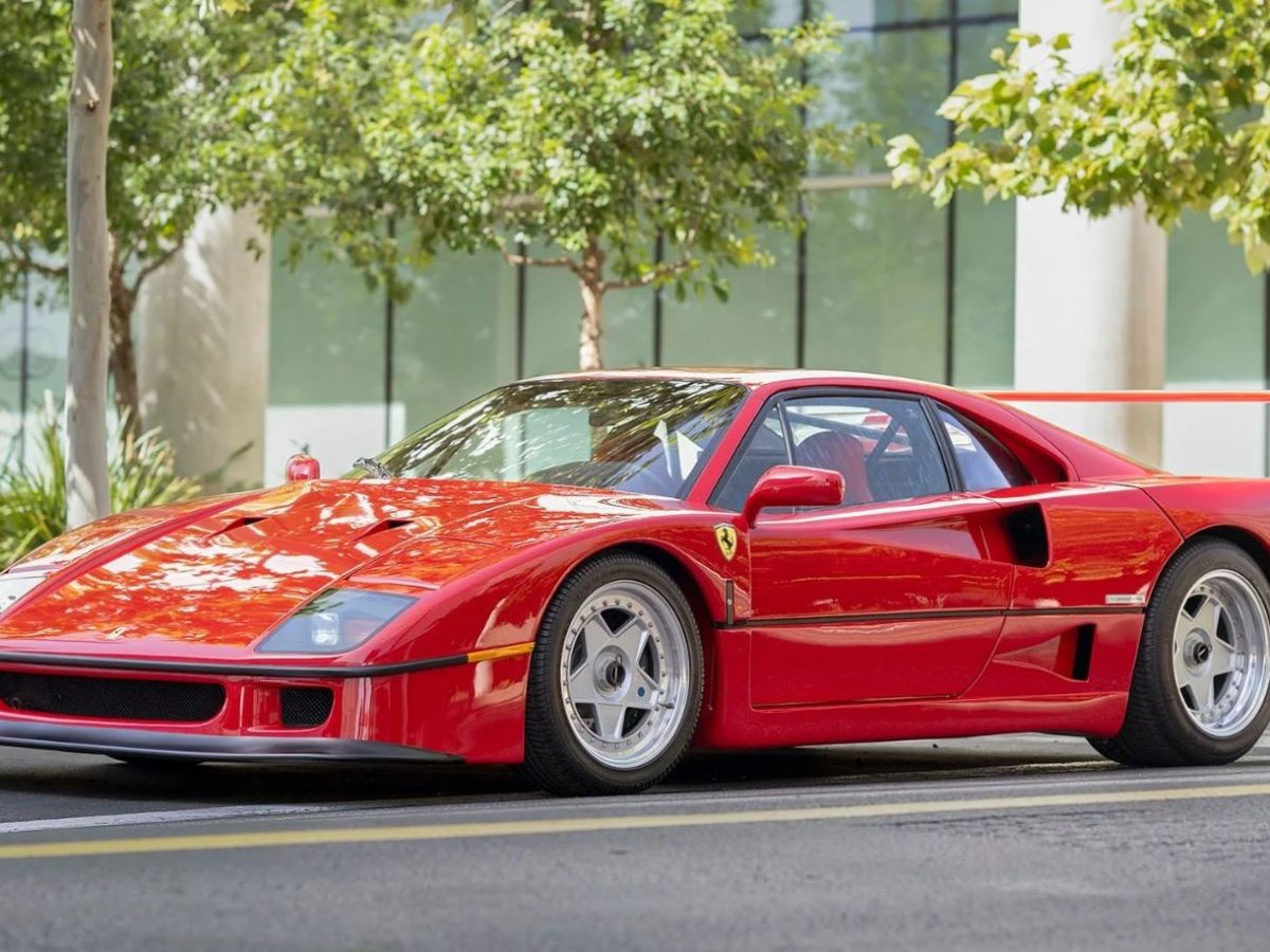 1990-Ferrari-F40-Photo-1-