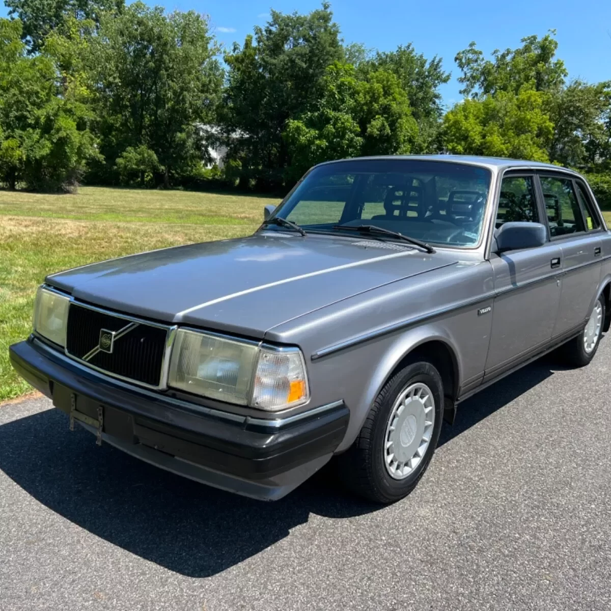 One Owner, No Reserve: 1990 Volvo 240 | Barn Finds, image size:1200x1200