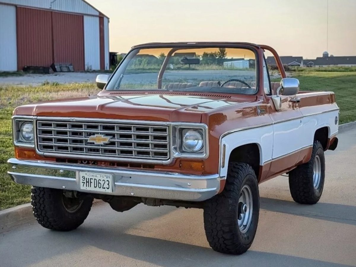 081624-1975-Chevrolet-K5-
