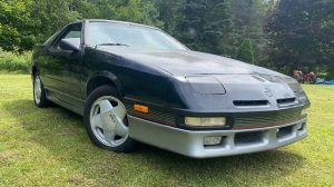 1989 Dodge Daytona Shelby