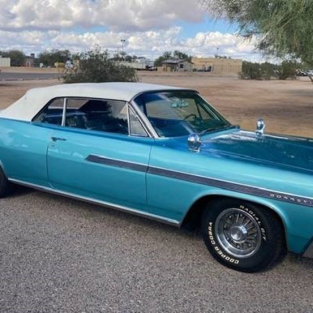 Tri-Power Drop-Top: 1963 Pontiac Bonneville | Barn Finds