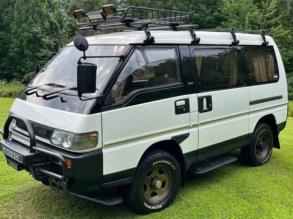 delica-front-e1735456036427-