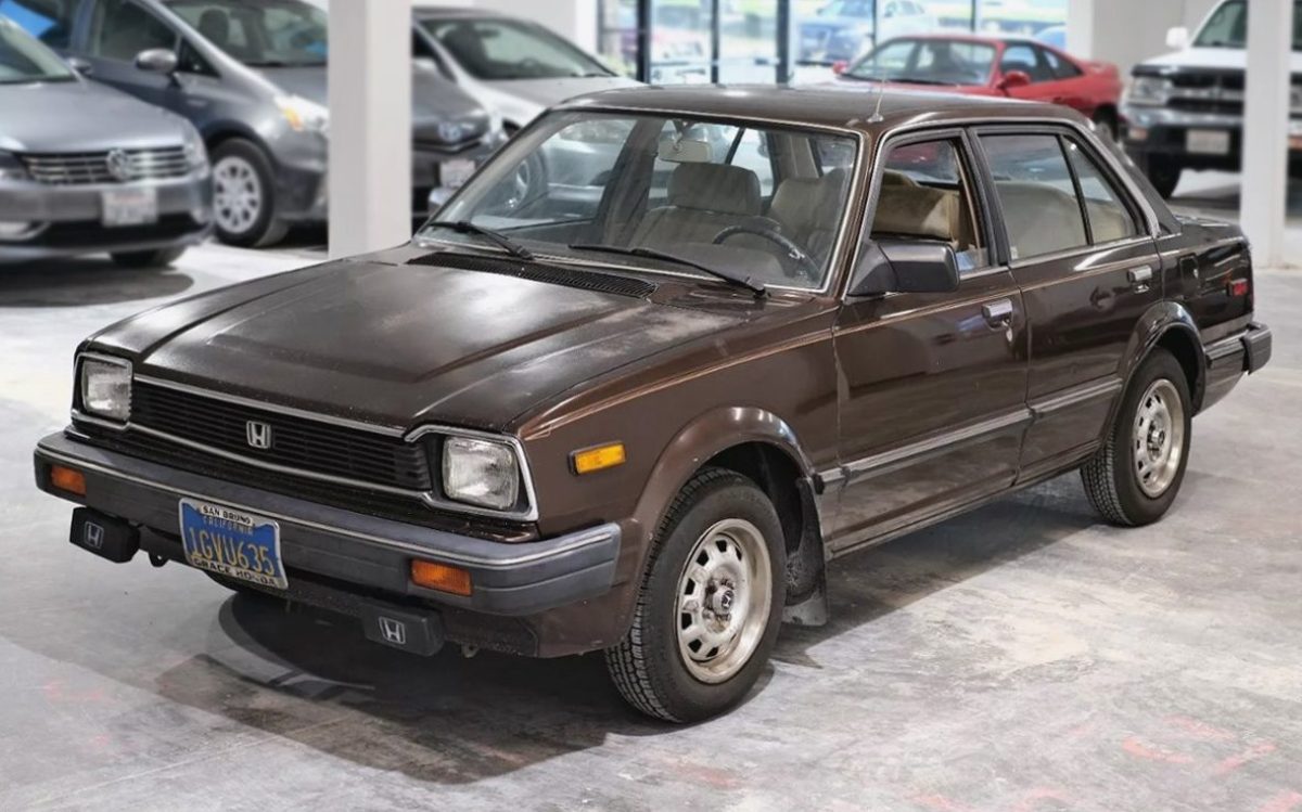 Stored 20 Years: 1983 Honda Civic Sedan 5-Speed | Barn Finds