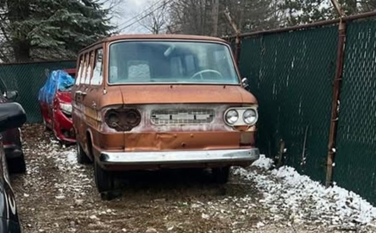 Corvair Van Project: 1960 Chevrolet Greenbrier | Barn Finds