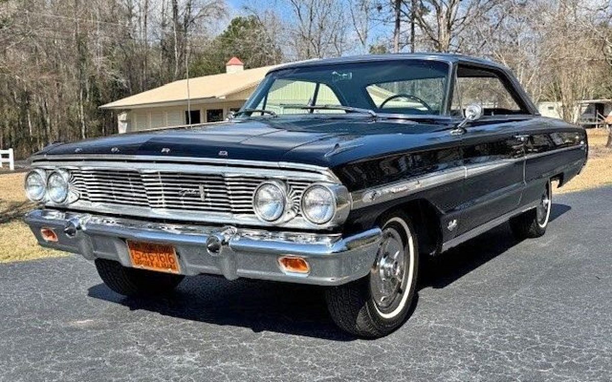 Police Interceptor 390 V8! 1964 Ford Galaxie 500XL | Barn Finds