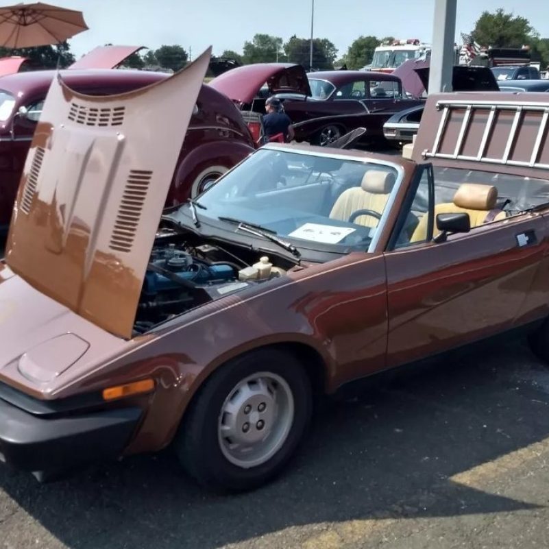 1980-Triumph-TR7-Photo-1-