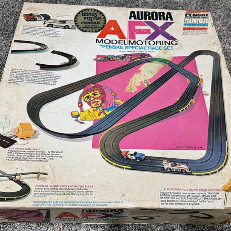 040725-1972-Sears-AFX-Aurora-