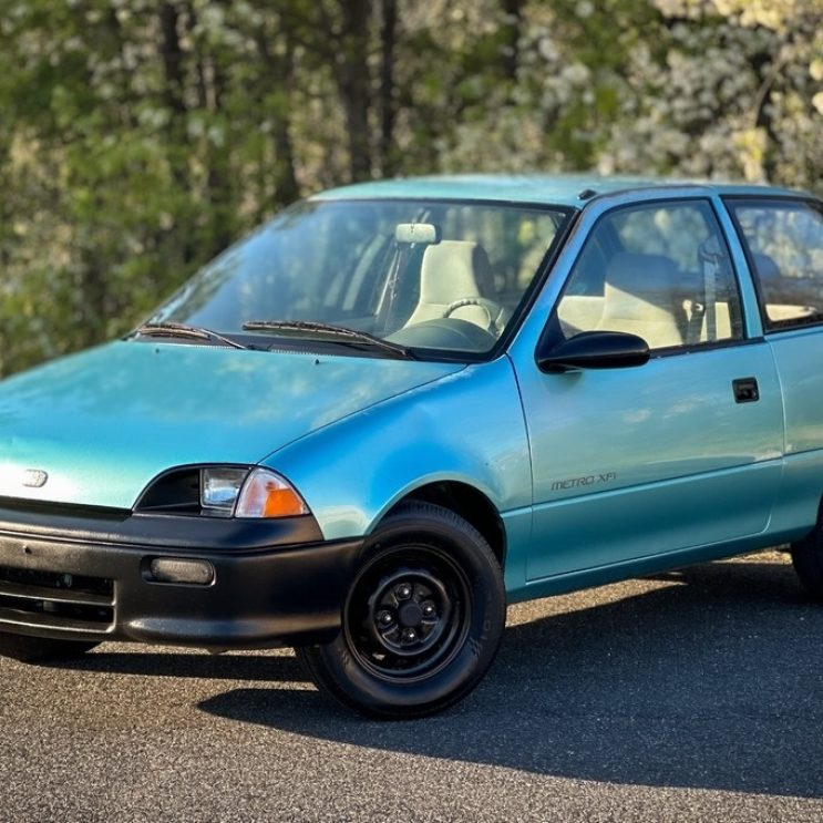 58-MPG Survivor: 1992 Geo Metro XFI | Barn Finds