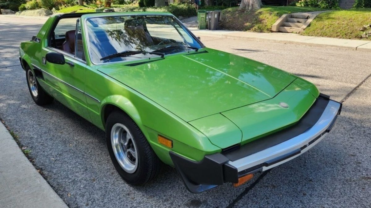Mid-Engine Survivor? 1979 Fiat X1/9 | Barn Finds