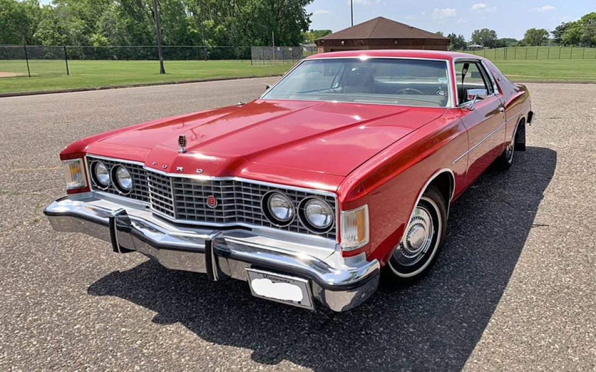 46K-Miles! 1973 Ford Galaxie 500 W/ 400 V8 | Barn Finds