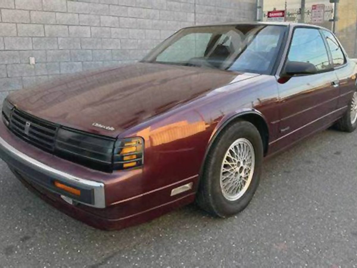 Elderly Owned: 1989 Oldsmobile Toronado Trofeo | Barn Finds