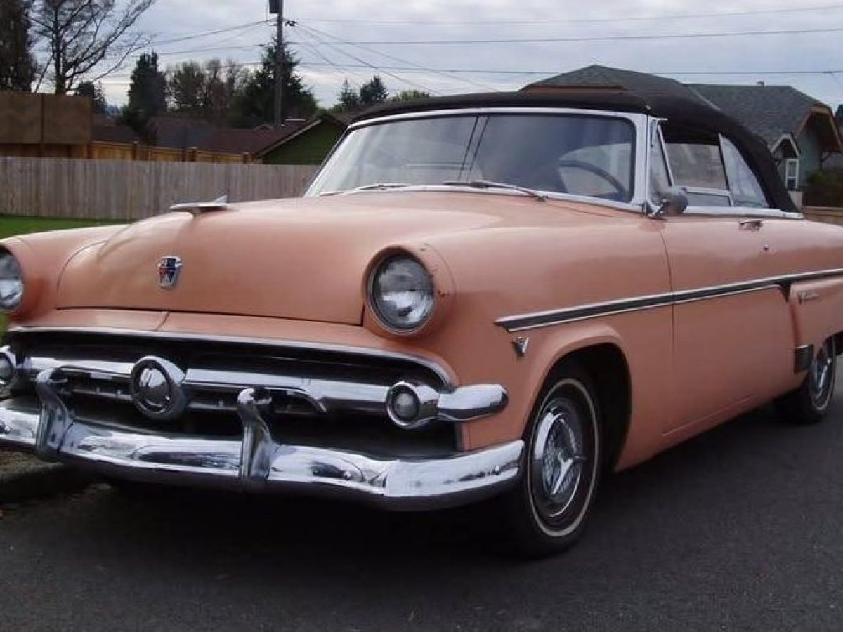 Cameo Coral Convertible: 1954 Ford Sunliner | Barn Finds