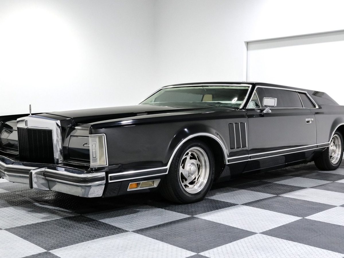 1977-Lincoln-Continental-Mark-