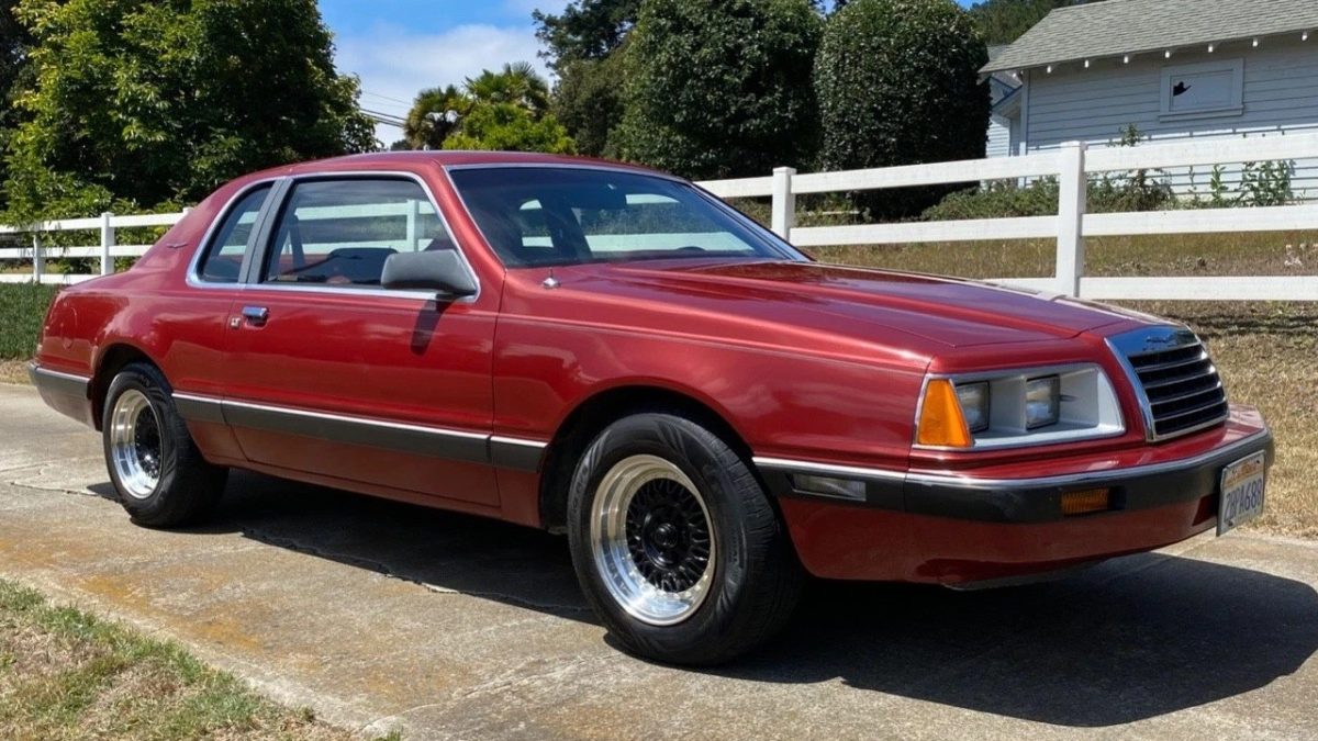 42k Mile Survivor: 1985 Ford Thunderbird 5.0 | Barn Finds