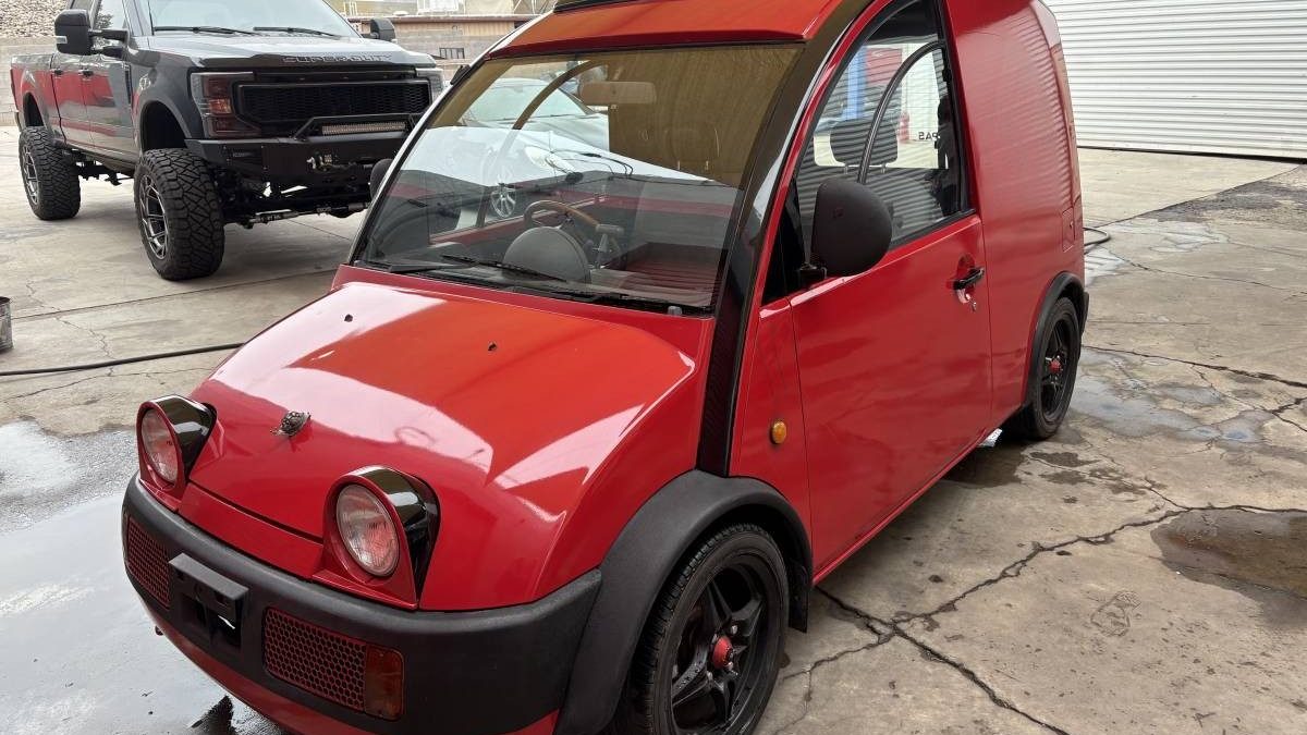 Rare Japanese Classic: 1989 Nissan S-Cargo | Barn Finds