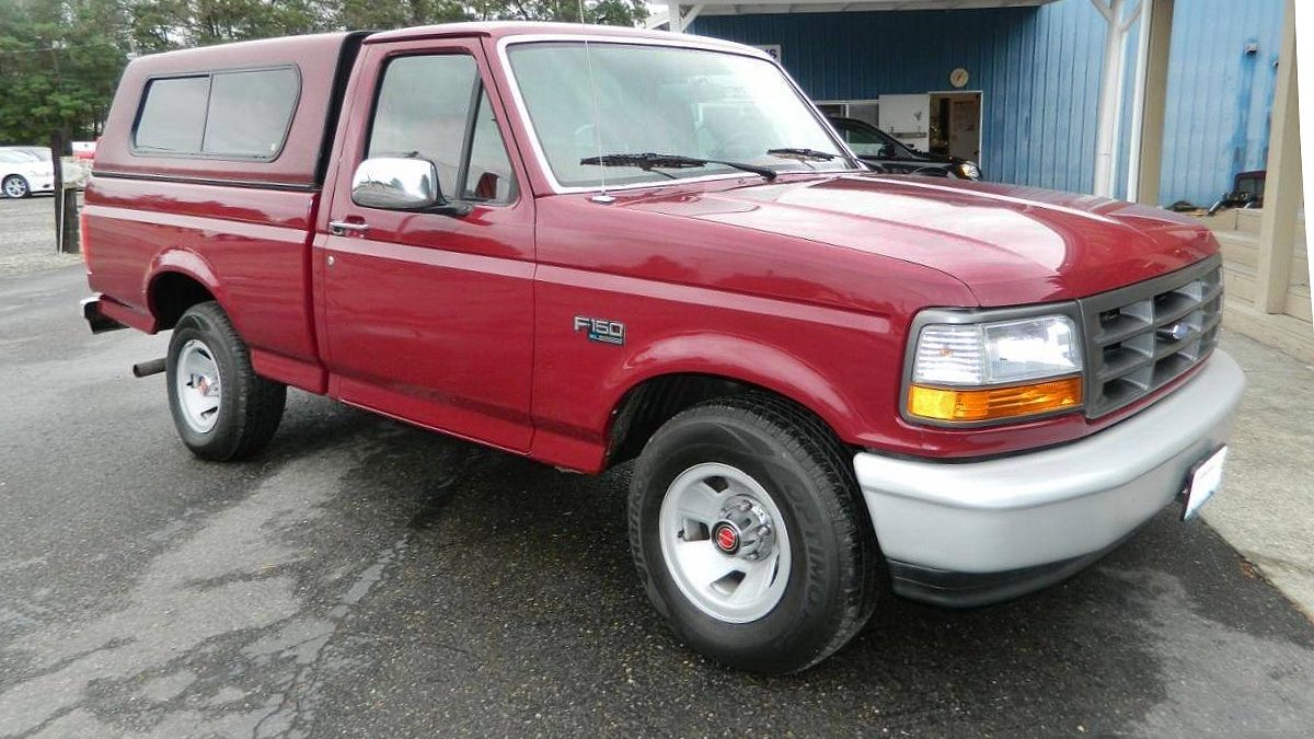 フォード 赤 ミニトラック 約10cm 42K Miles: 1993 Ford F-150 XL Short Bed 5-Speed | Barn Finds