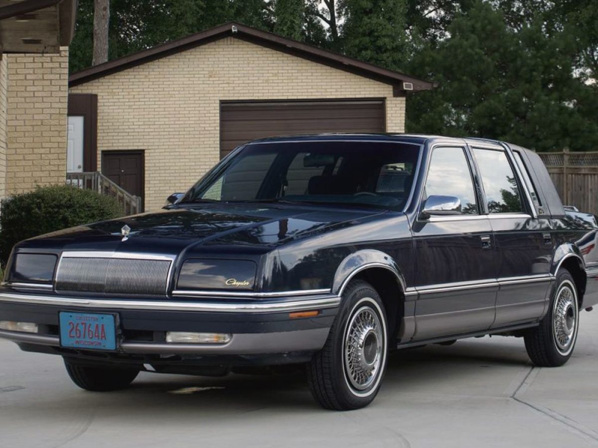 091825-1993-Chrysler-New-