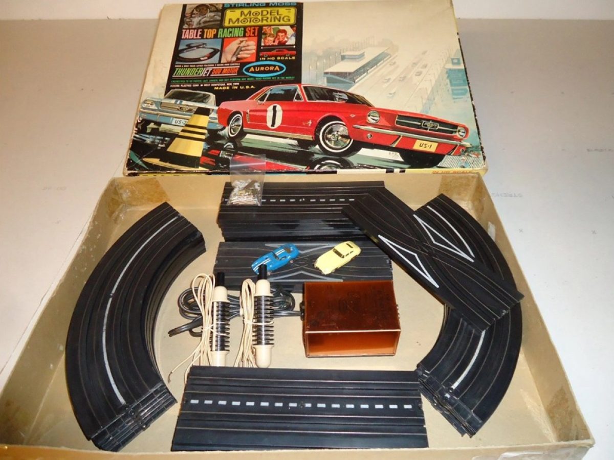 092925-1966-Aurora-Thunderjet-