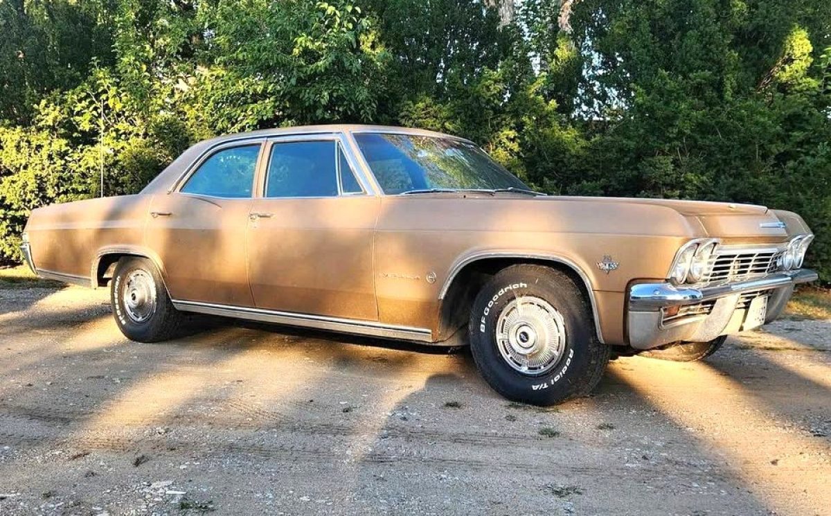 4-Door Survivor: 1965 Chevrolet Impala | Barn Finds