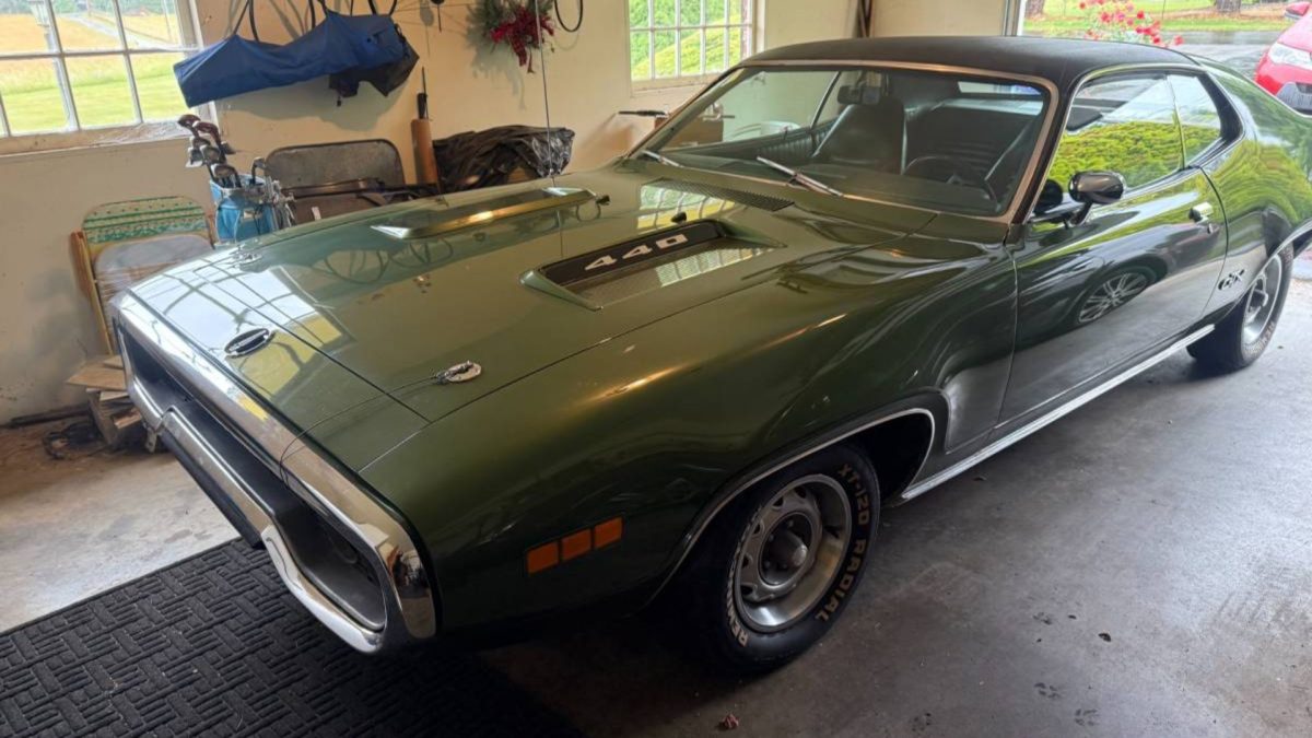 Numbers-Matching Original: 1971 Plymouth GTX | Barn Finds
