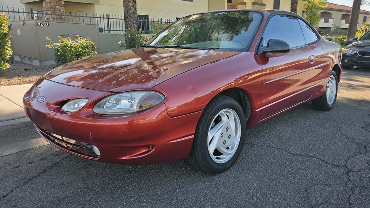 102525-1999-Ford-Escort-ZX2-1-