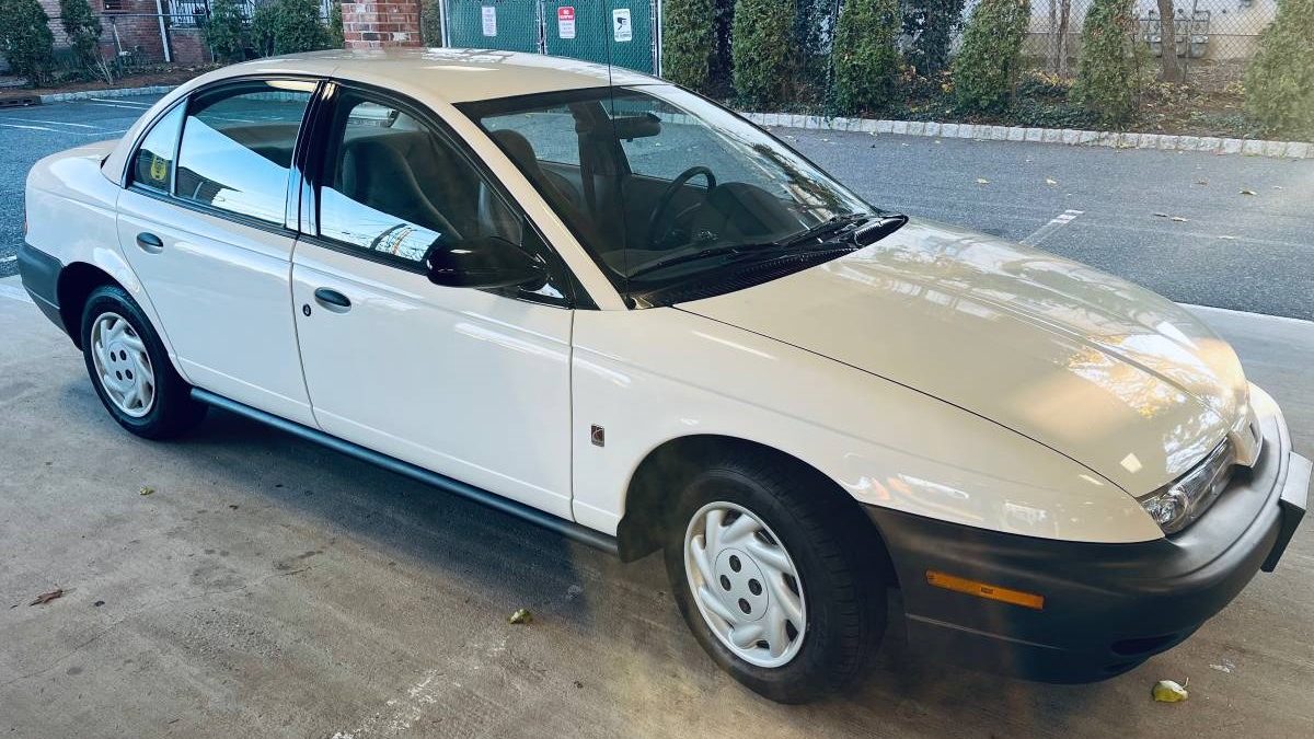 Nicest One Left? 1996 Saturn Series-S 47k Miles | Barn Finds