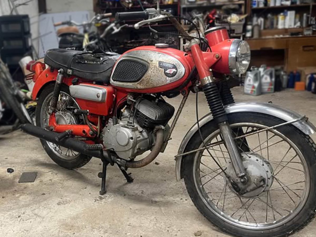 Texas Freeway-Approved: 1969 Kawasaki 175 F2 | Barn Finds