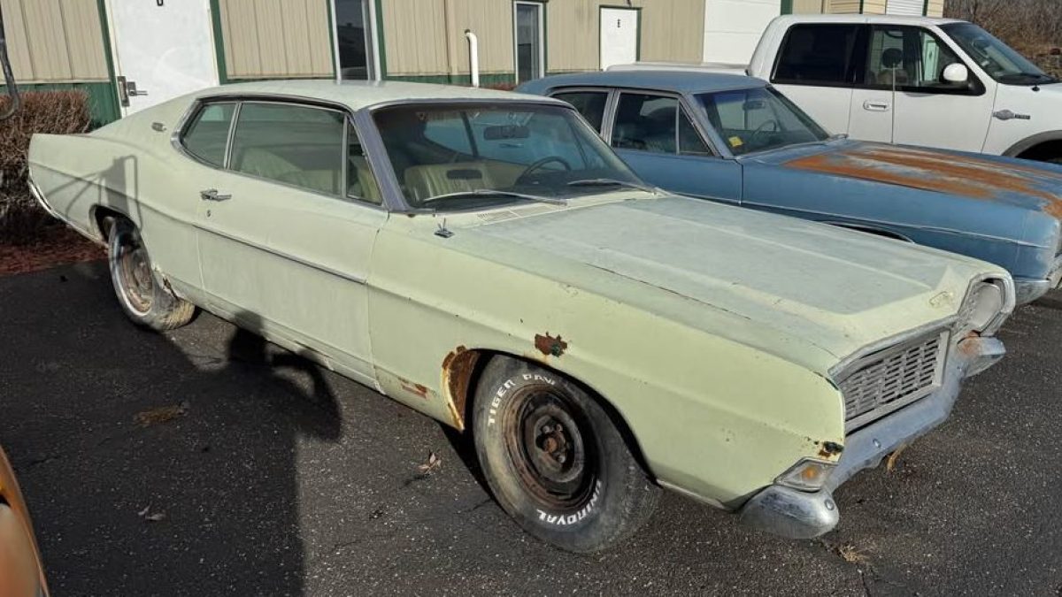 390 V8 Powered 1968 Ford XL | Barn Finds