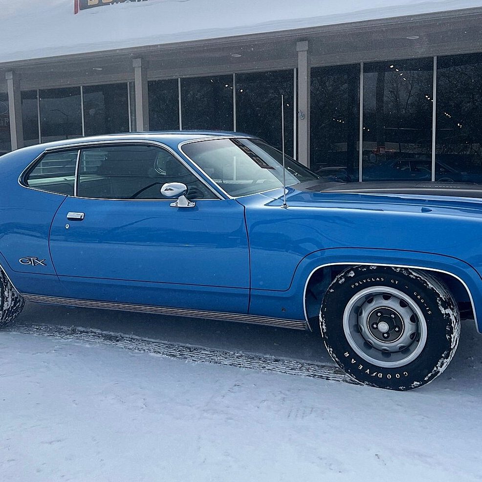 Restored V-Code: 1971 Plymouth GTX 440+6 | Barn Finds