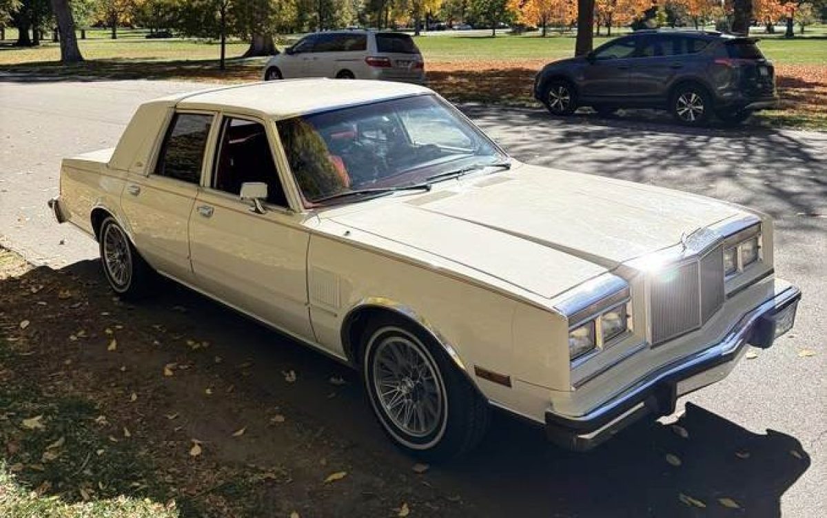 80s Luxury! 1986 Chrysler Fifth Avenue | Barn Finds